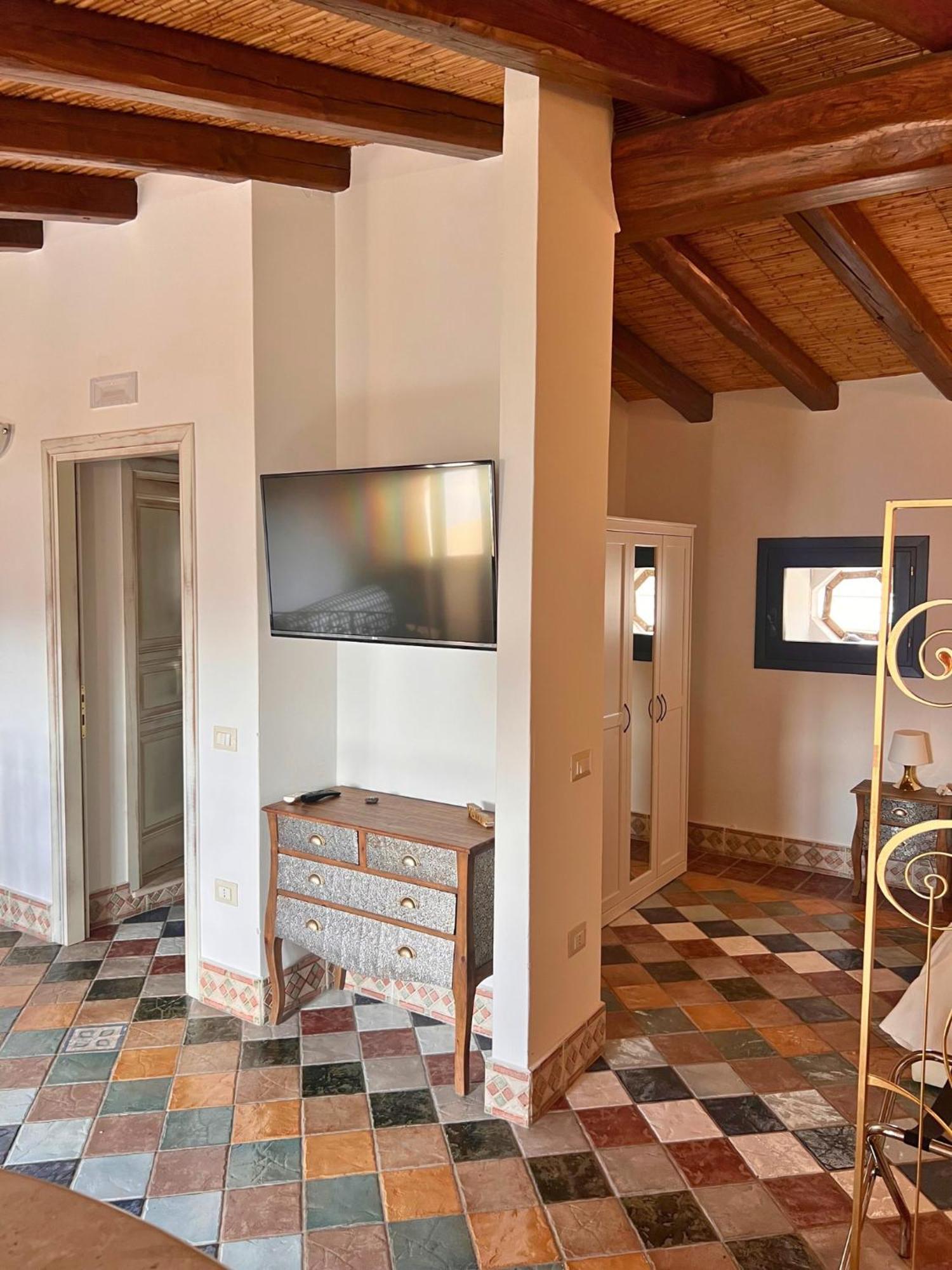Ogliastra Luxury Apartment - Ajpsardinia Тортоли Экстерьер фото